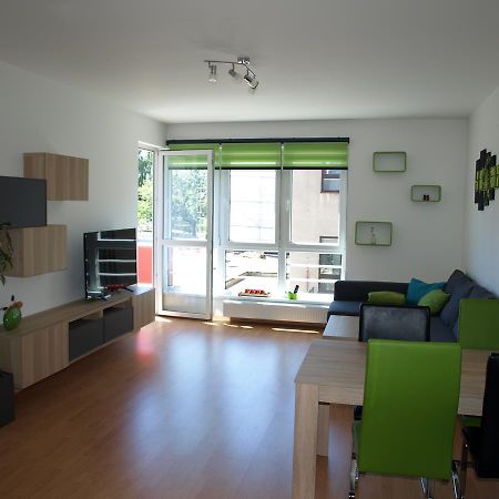 Apartman Self Check In/Out Vrchlabi Bagian luar foto